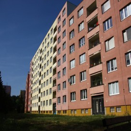 Bytový dům Brno: kompletní výměna plastových oken