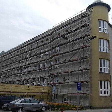 Výměna oken a oprava fasády na ZŠ ve Frýdlantu