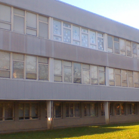 Plastová okna PREMIUM round line na škole v Ústí nad Labem