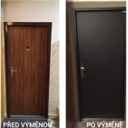 Výsledek instalace bezpečnostních dveří před a po.