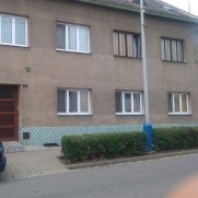 Rodinný dům v Kroměříži čekající na osazení plastových oken