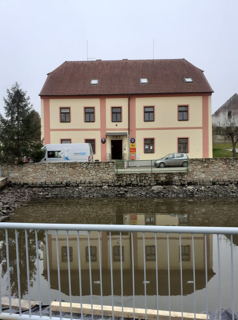 Výměna oken na budově obecního úřadu v Blažejově