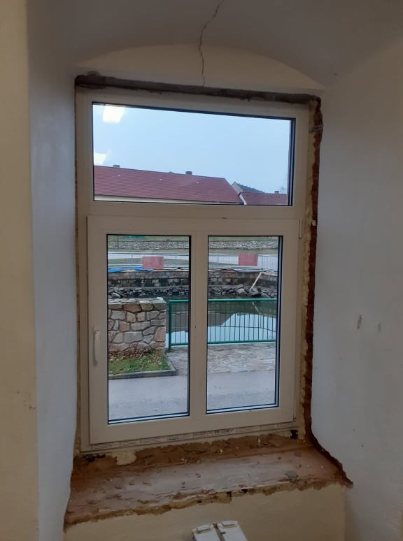 U nových plastových oken je celoobvodové kování Winkhaus activPilot