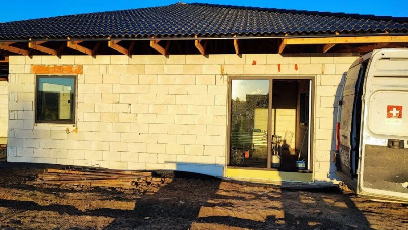 Balkonové dveře s bočním fixním prosklením