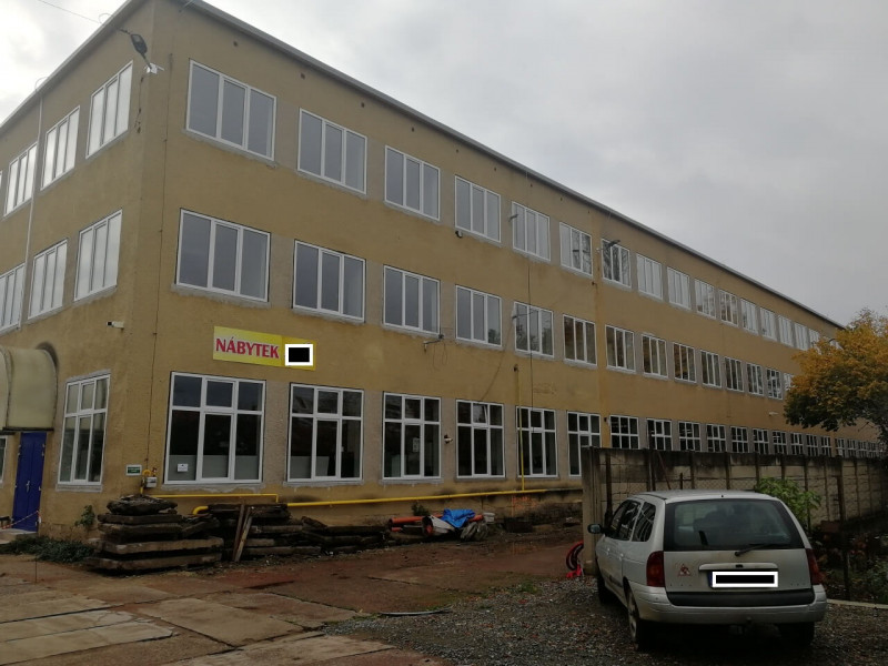 Výměna oken a vchodových dveří ve strojírenské firmě DMT Jelinek v Ivančicích