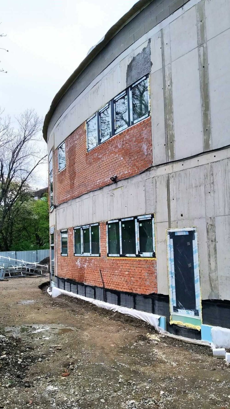 Instalace oken VEKA  do ZŠ Logopedická na Praze 10