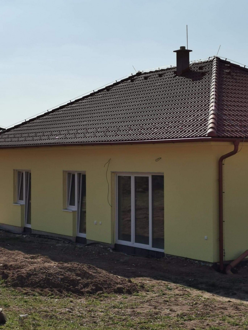 Oboustranně bílá okna VEKA Softline 82