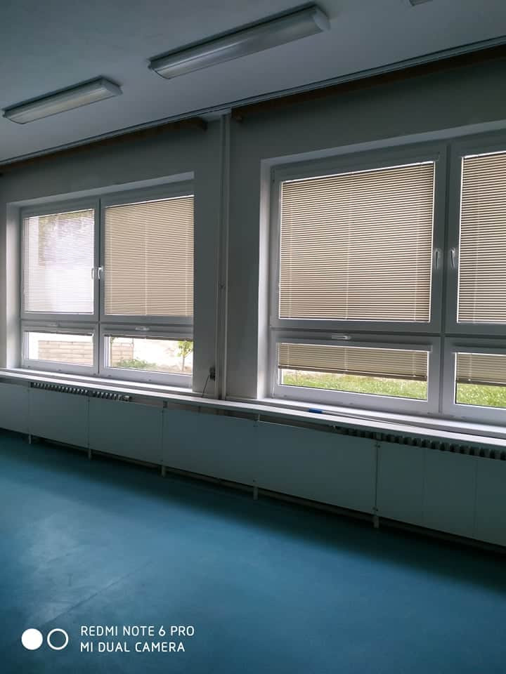 Nová plastová okna jsou z obou stran bílá